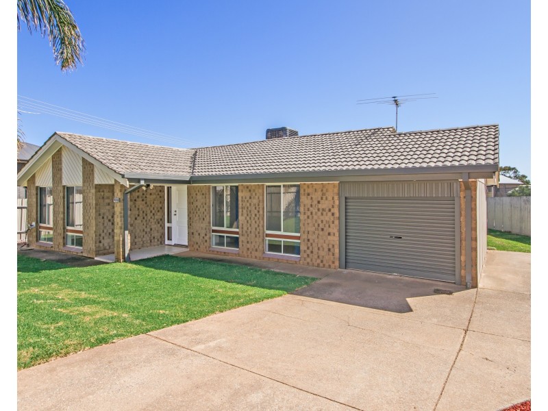 105 Wellington Avenue, Sellicks Beach SA 5174