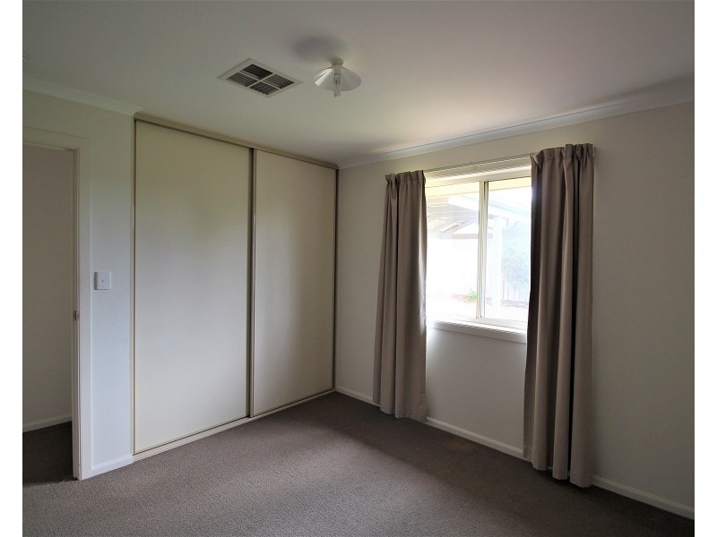 25 Cockle Avenue, Aldinga Beach SA 5173