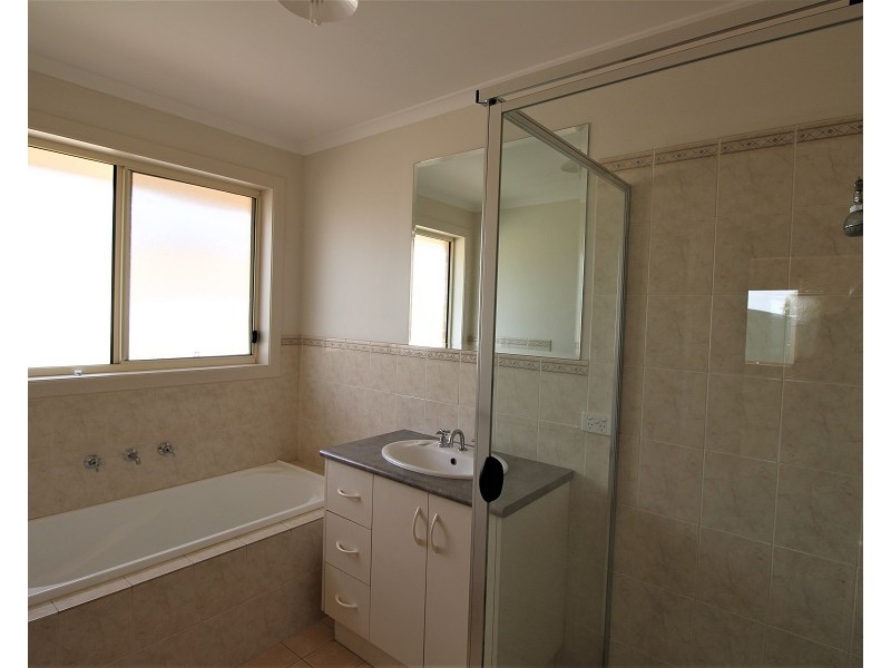 25 Cockle Avenue, Aldinga Beach SA 5173