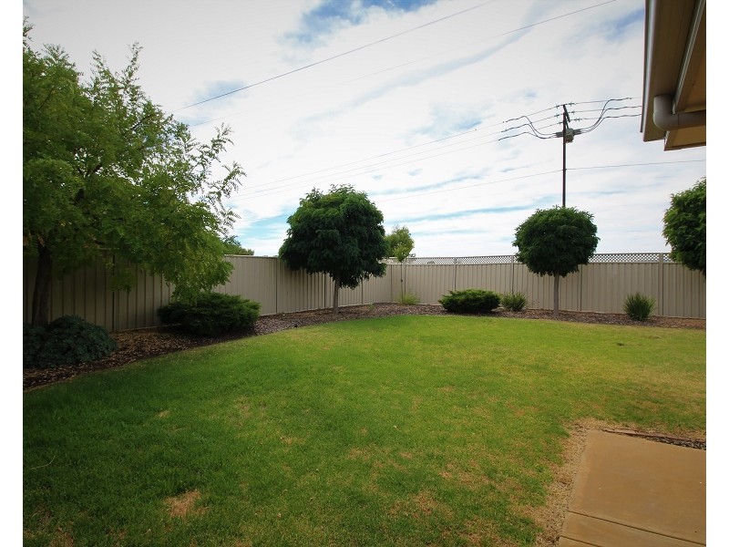 25 Cockle Avenue, Aldinga Beach SA 5173