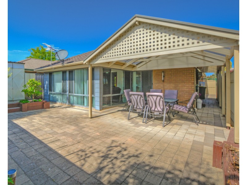 25 Shoalwater Close, Seaford Rise SA 5169