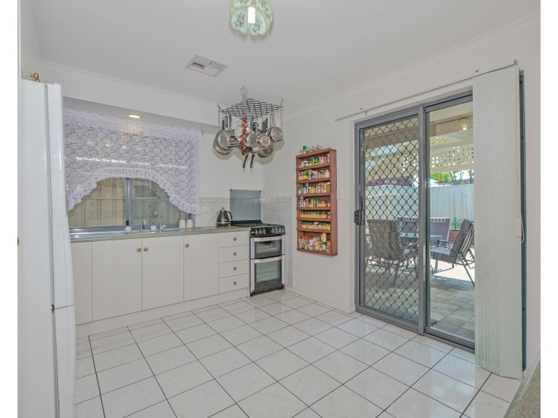 25 Shoalwater Close, Seaford Rise SA 5169