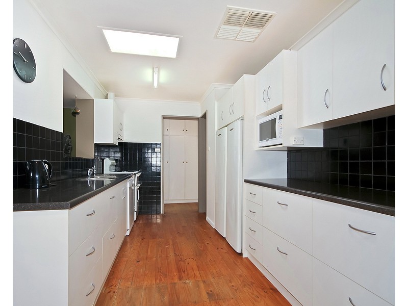 21 Loader Crescent, Port Willunga SA 5173