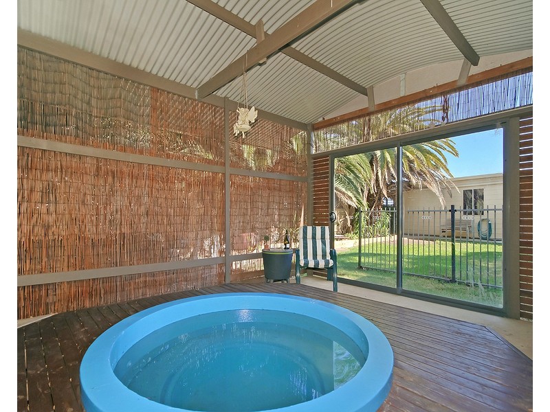 21 Loader Crescent, Port Willunga SA 5173