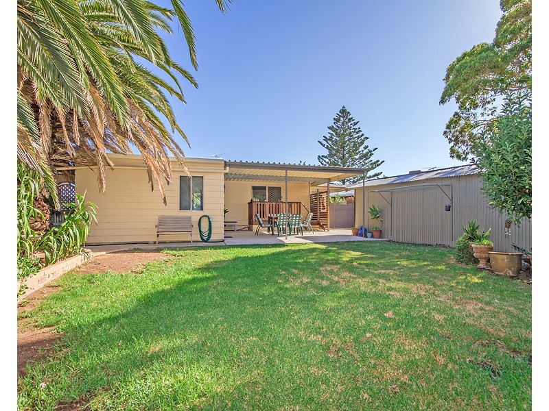 21 Loader Crescent, Port Willunga SA 5173