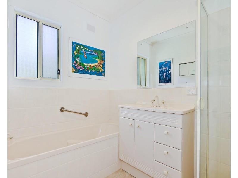 36 Port Road, Port Willunga SA 5173