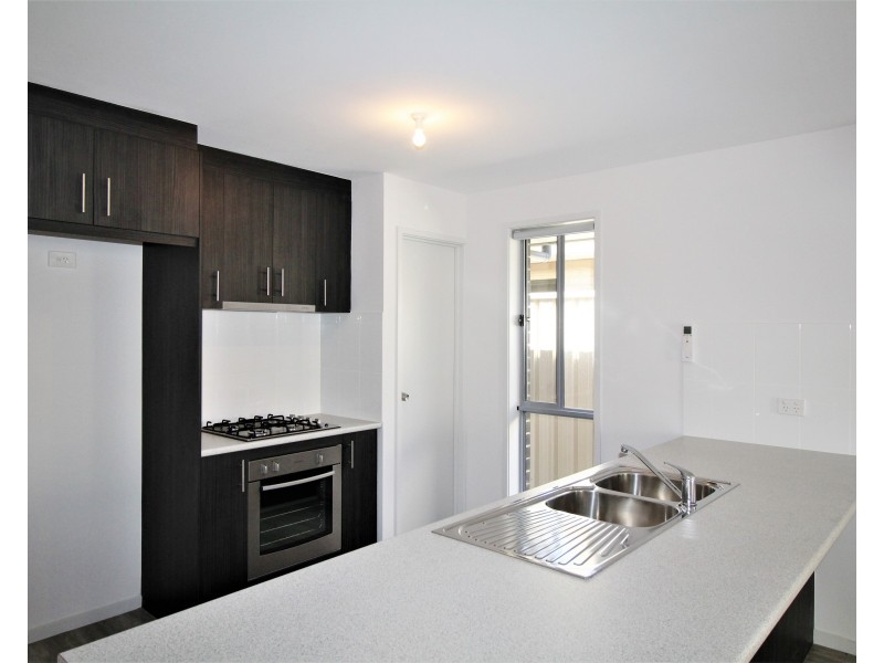 18 Kuta Crescent, Aldinga Beach SA 5173