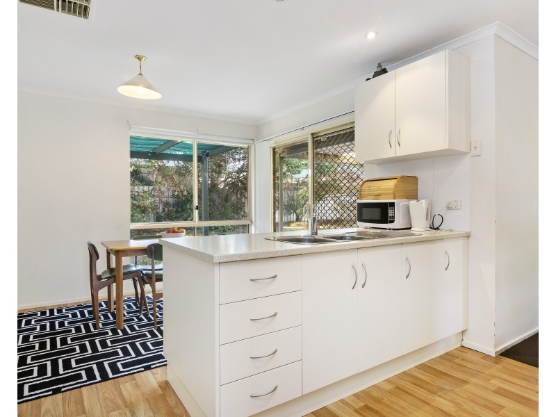 27 Cameron Road, Aldinga Beach SA 5173