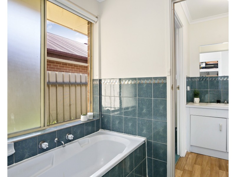 27 Cameron Road, Aldinga Beach SA 5173