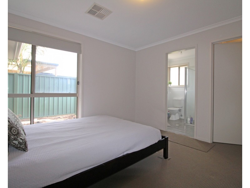 10 Ochre Drive, Aldinga Beach SA 5173