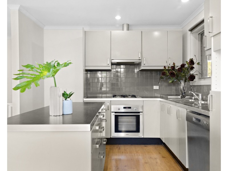 4 Kombi Court, Port Willunga SA 5173