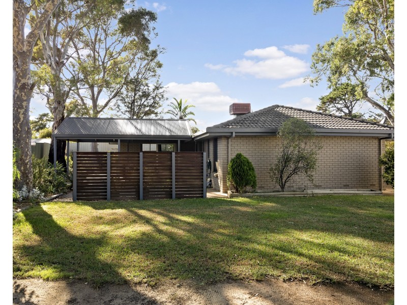 4 Kombi Court, Port Willunga SA 5173