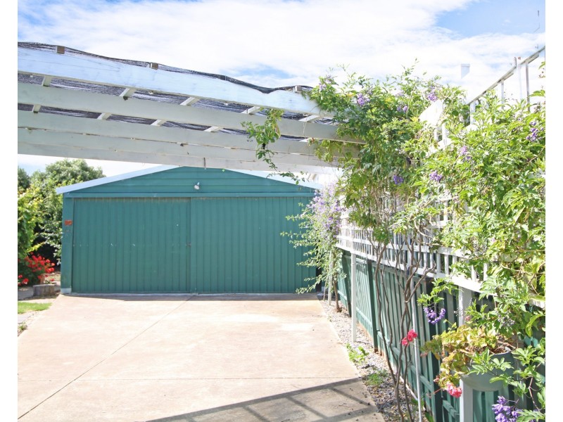 31 Harvey Crescent, Aldinga Beach SA 5173