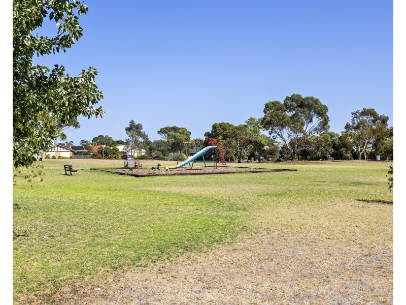 17 Myerhoff Street, Aldinga Beach SA 5173