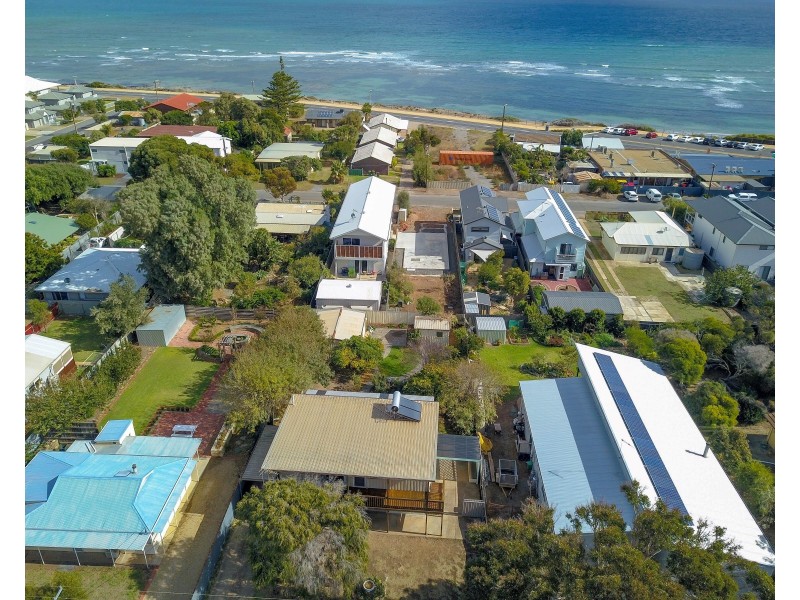30 Whinnerah Avenue, Aldinga Beach SA 5173