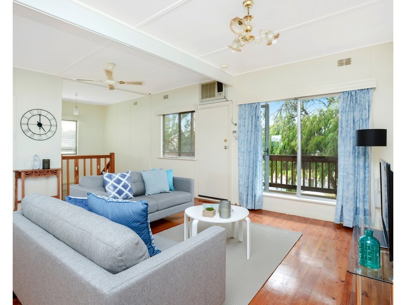30 Whinnerah Avenue, Aldinga Beach SA 5173