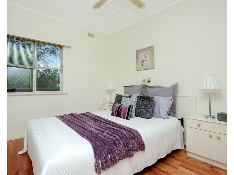 30 Whinnerah Avenue, Aldinga Beach SA 5173