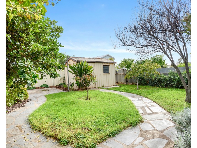 30 Whinnerah Avenue, Aldinga Beach SA 5173