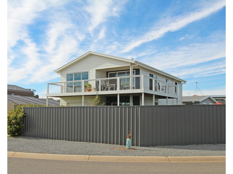 6 Harvey Crescent, Aldinga Beach SA 5173