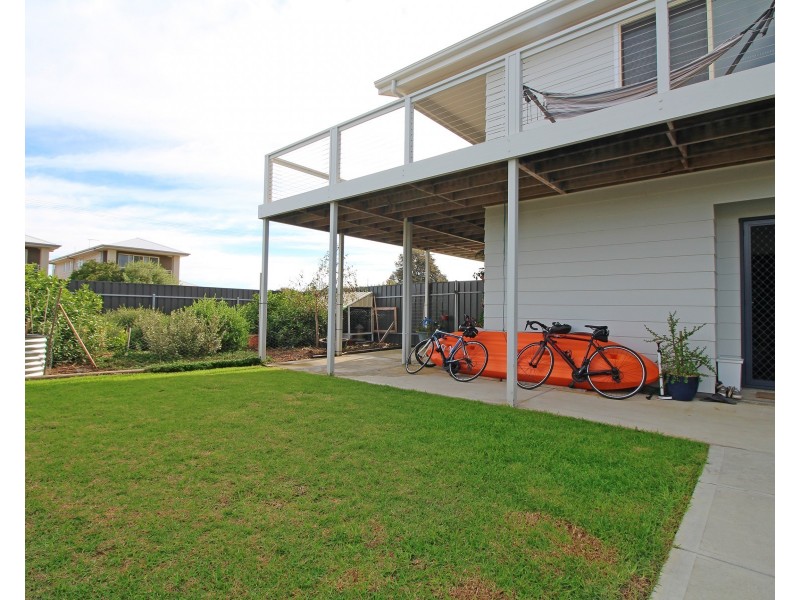 6 Harvey Crescent, Aldinga Beach SA 5173