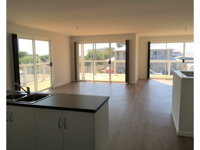 6 Harvey Crescent, Aldinga Beach SA 5173