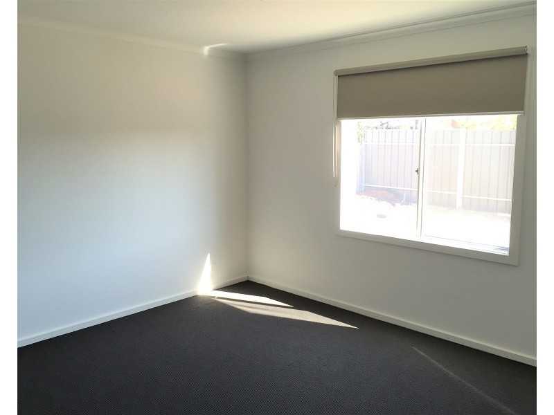 6 Harvey Crescent, Aldinga Beach SA 5173