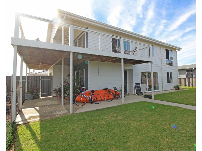 6 Harvey Crescent, Aldinga Beach SA 5173
