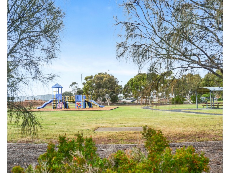 647 Grand Boulevard, Seaford SA 5169