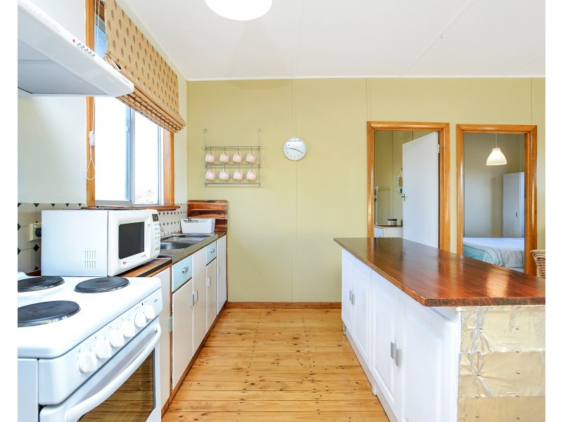50 Whinnerah Avenue, Aldinga Beach SA 5173