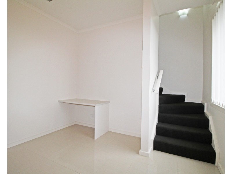 1/8  Kitto Crescent, Aldinga Beach SA 5173