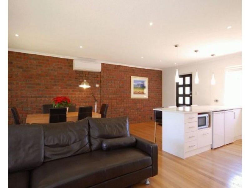 51 Port Road, Port Willunga SA 5173