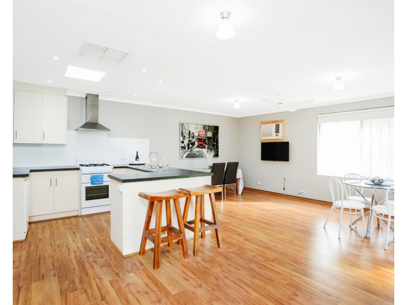 1 Lascelles Street, Morphett Vale SA 5162