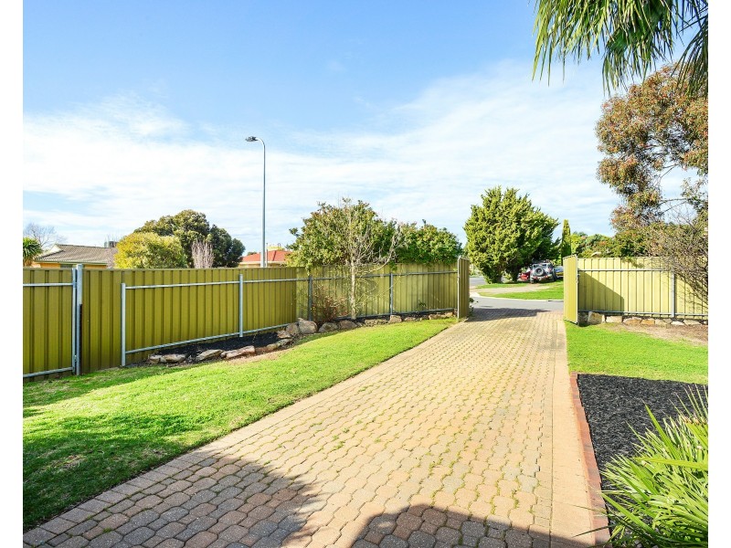1 Lascelles Street, Morphett Vale SA 5162