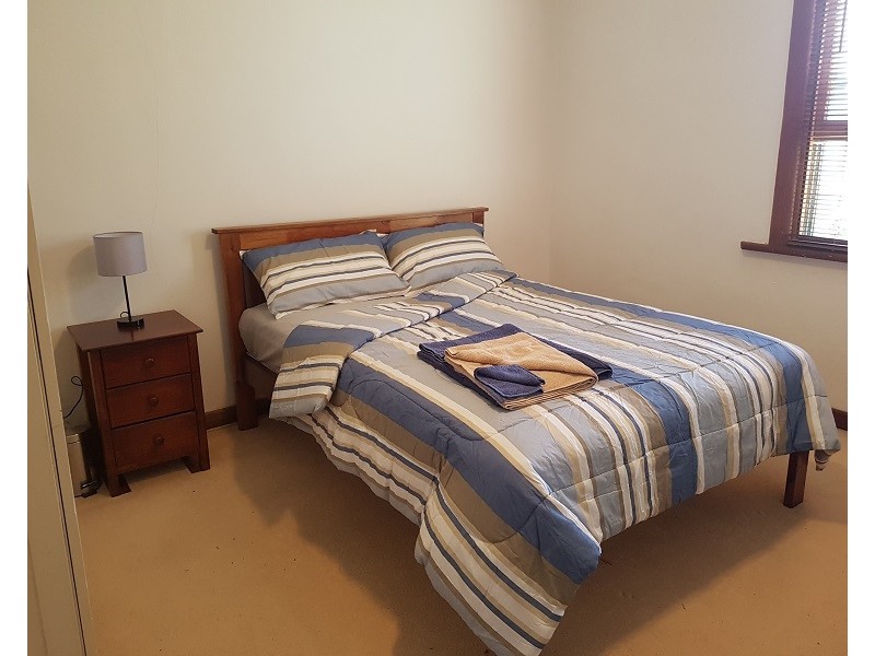 33 High Street, Arno Bay SA 5603