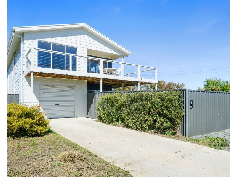 6 Harvey Crescent, Aldinga Beach SA 5173