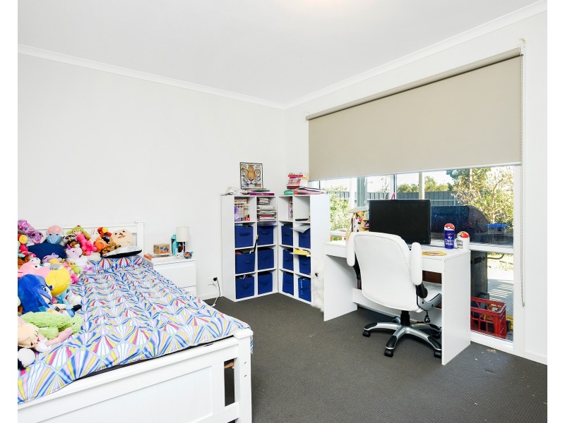 6 Harvey Crescent, Aldinga Beach SA 5173