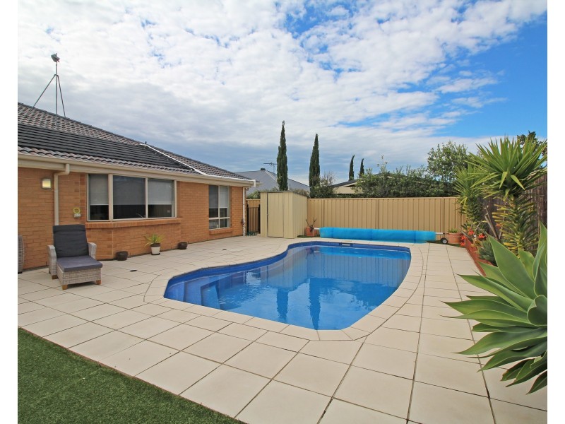 4 Scrub Avenue, Aldinga Beach SA 5173