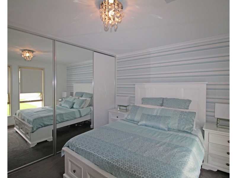 4 Scrub Avenue, Aldinga Beach SA 5173