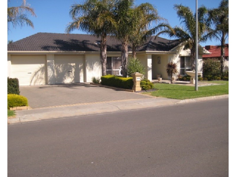 9  Barracoota  Crescent, Aldinga Beach SA 5173