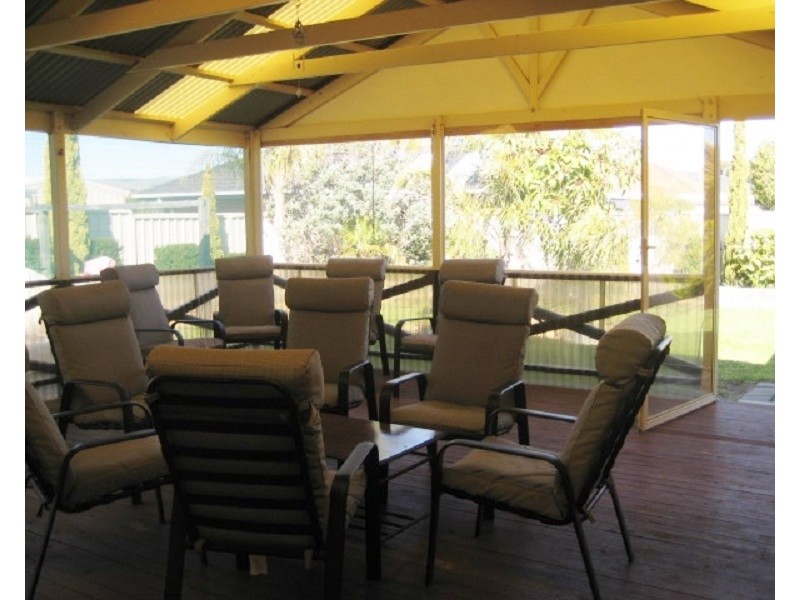 9  Barracoota  Crescent, Aldinga Beach SA 5173