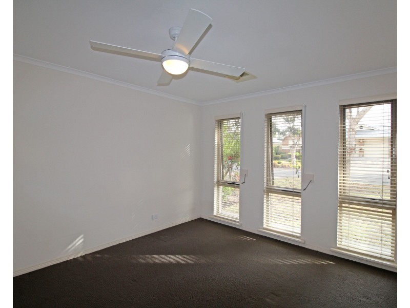 9 Seagull Street, Aldinga Beach SA 5173