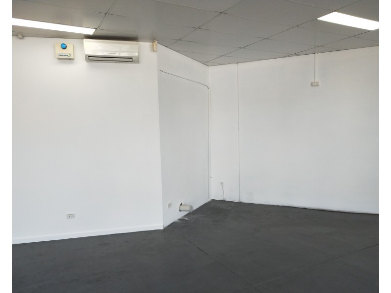 30  Torrens Street, Unit 2, Victor Harbor SA 5211