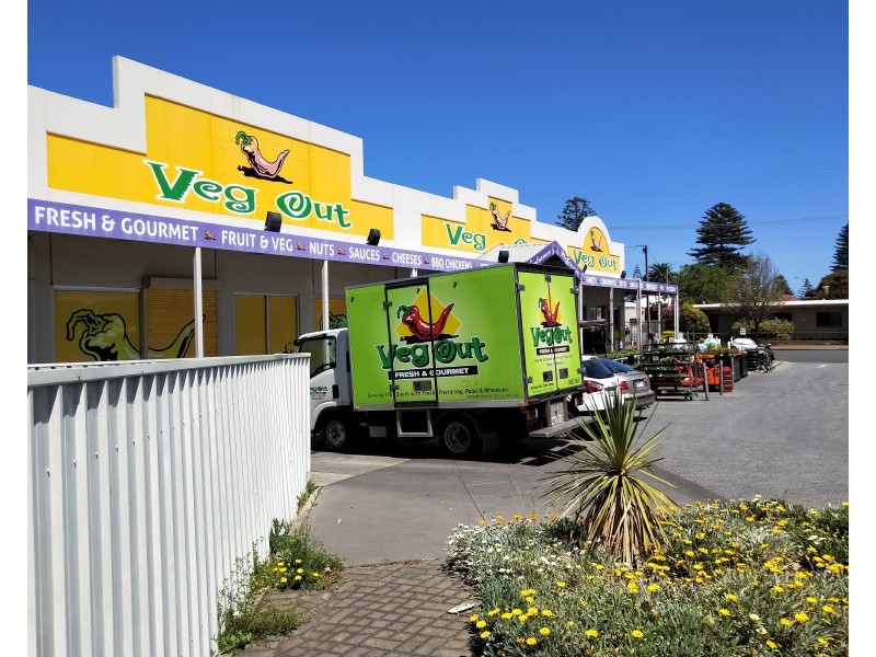 30  Torrens Street, Unit 2, Victor Harbor SA 5211