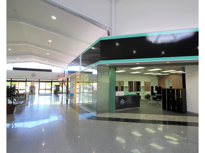 1 Pridham Boulevard, Shop 27, Aldinga Beach SA 5173