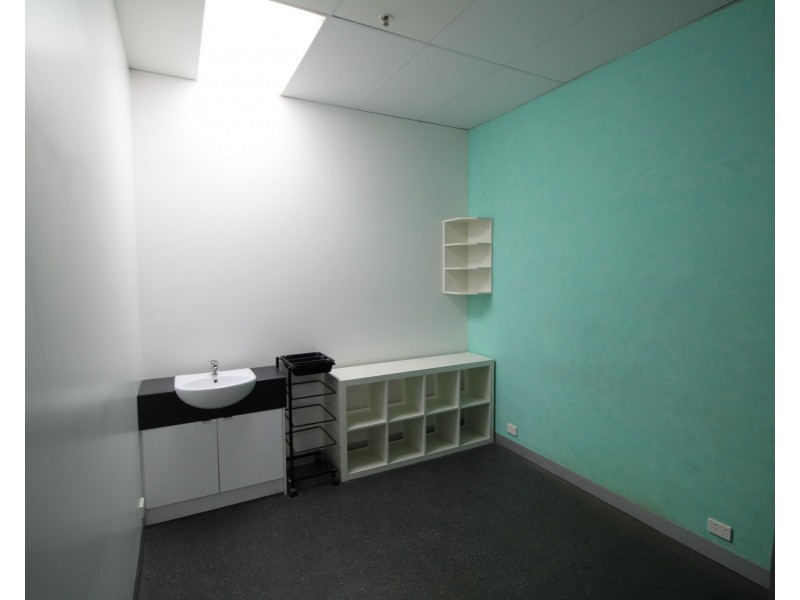 1 Pridham Boulevard, Shop 27, Aldinga Beach SA 5173