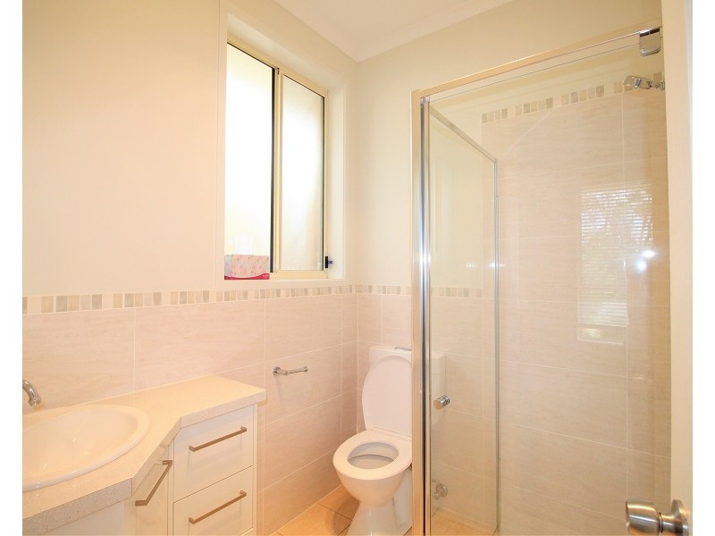 4 Harvey Crescent, Aldinga Beach SA 5173