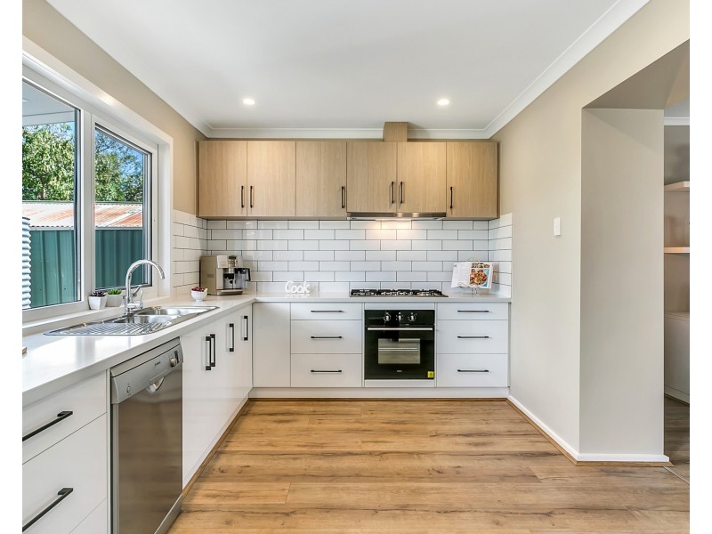 16 Aldinga Beach Road, Aldinga Beach SA 5173