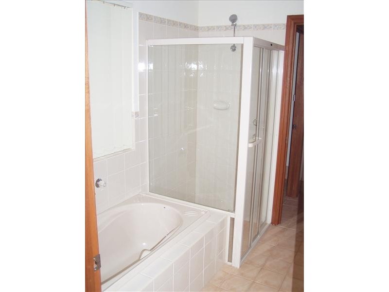22 Thompson Circuit, Evanston Park SA 5116