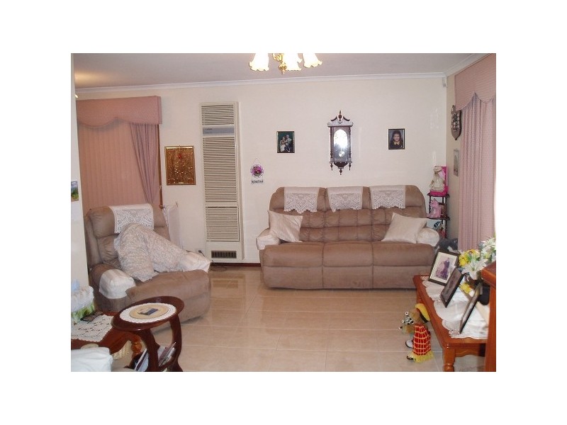 19 Springvale Dv, Blakeview SA 5114