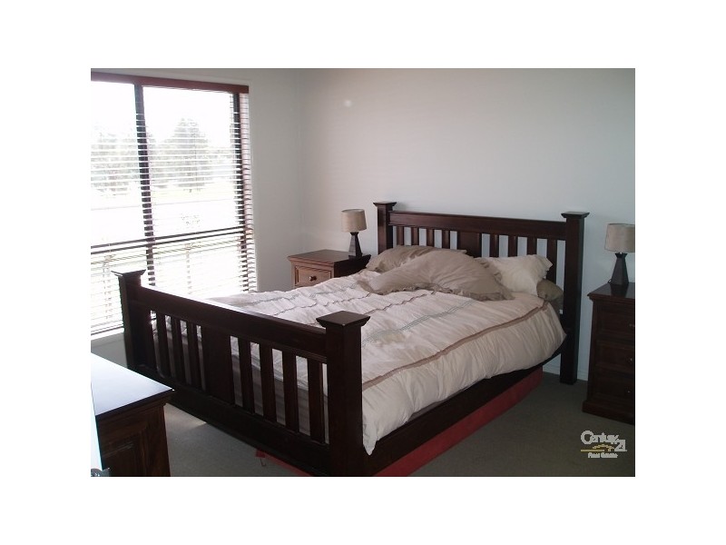 9 Coleman Pde, Evanston Park SA 5116